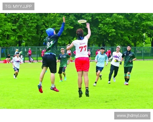 武汉飞盘队意识变革引发热议推动飞盘运动新风潮 武汉飞盘队意识变革引发热议推动飞盘运动新风潮