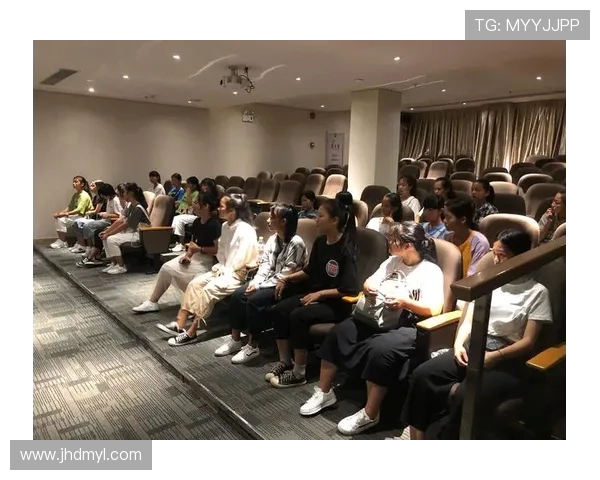 专访街舞达人赵娜揭秘她成功背后的努力与坚持